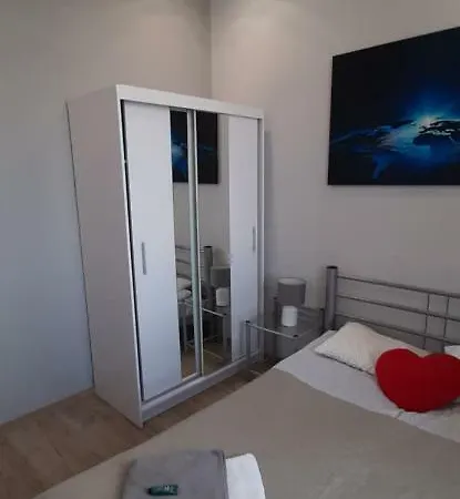Nowoczesny Apartament 2-pok Z Balkonem 7 Min Od Centrum W Kamienicy 그단스크