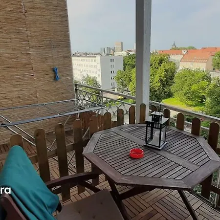 Nowoczesny Apartament 2-pok Z Balkonem 7 Min Od Centrum W Kamienicy 아파트 *