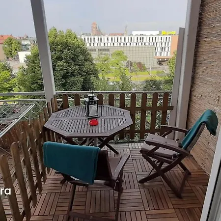 Nowoczesny Apartament 2-pok Z Balkonem 7 Min Od Centrum W Kamienicy 아파트 그단스크
